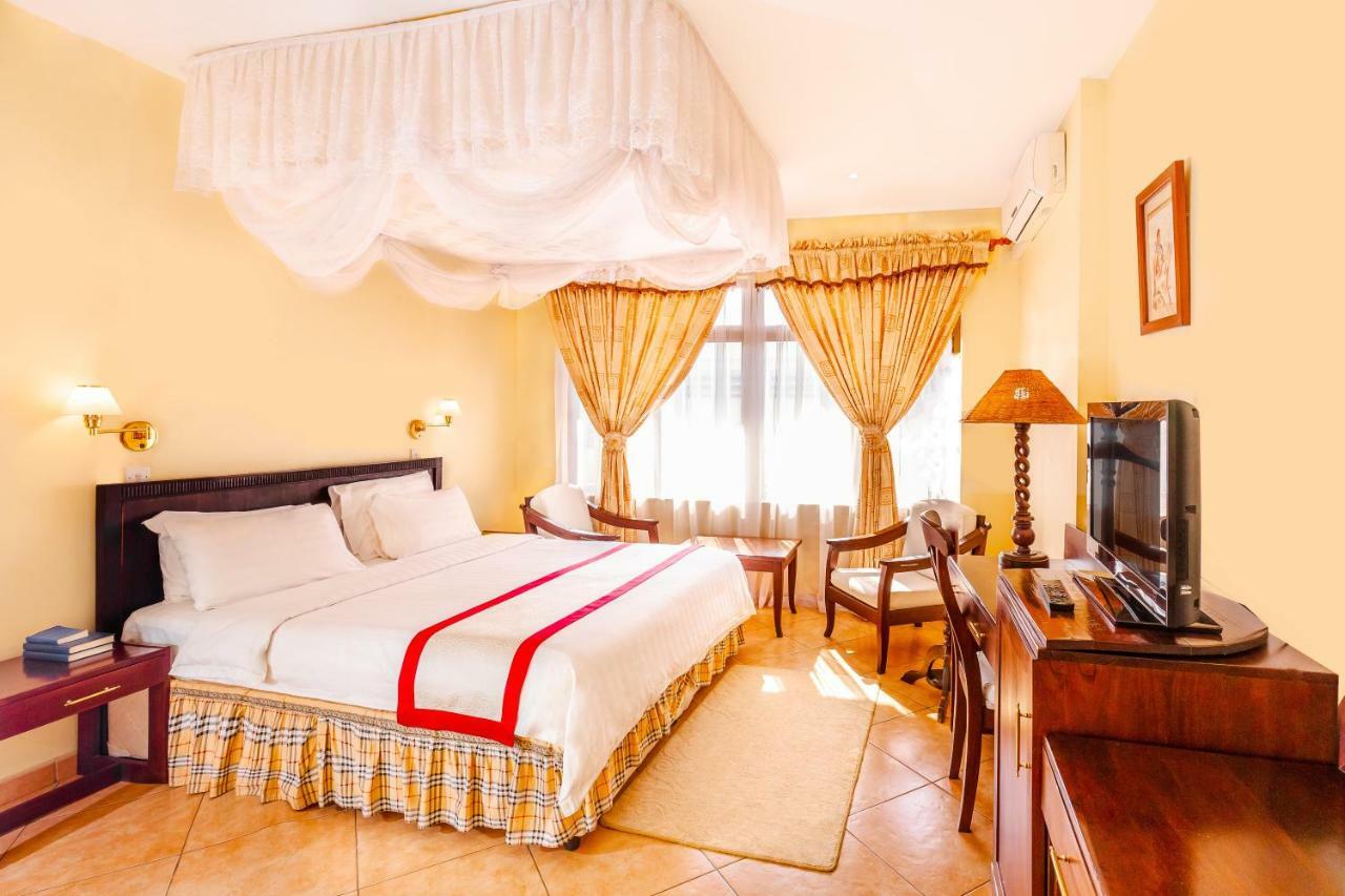 New Safari Hotel Arusha Eksteriør billede